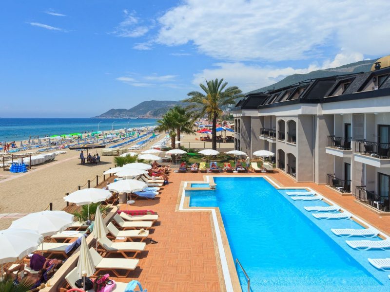 Geniet in een adults only 4 sterren halfpension in Alanya