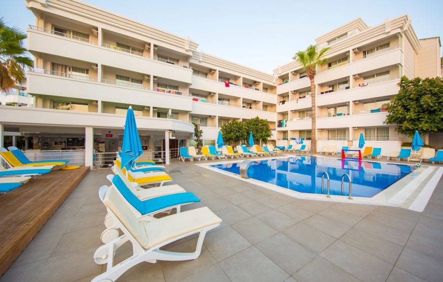 All inclusive hotel met zwembad en zonneterras in Marmaris