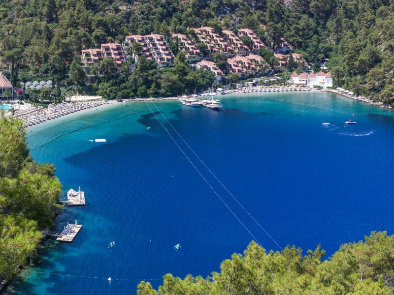 Ontspan stijlvol tussen in de natuur in resort Fethiye